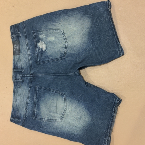 Patriotic Jean Shorts Size 38 - Picture 4 of 6